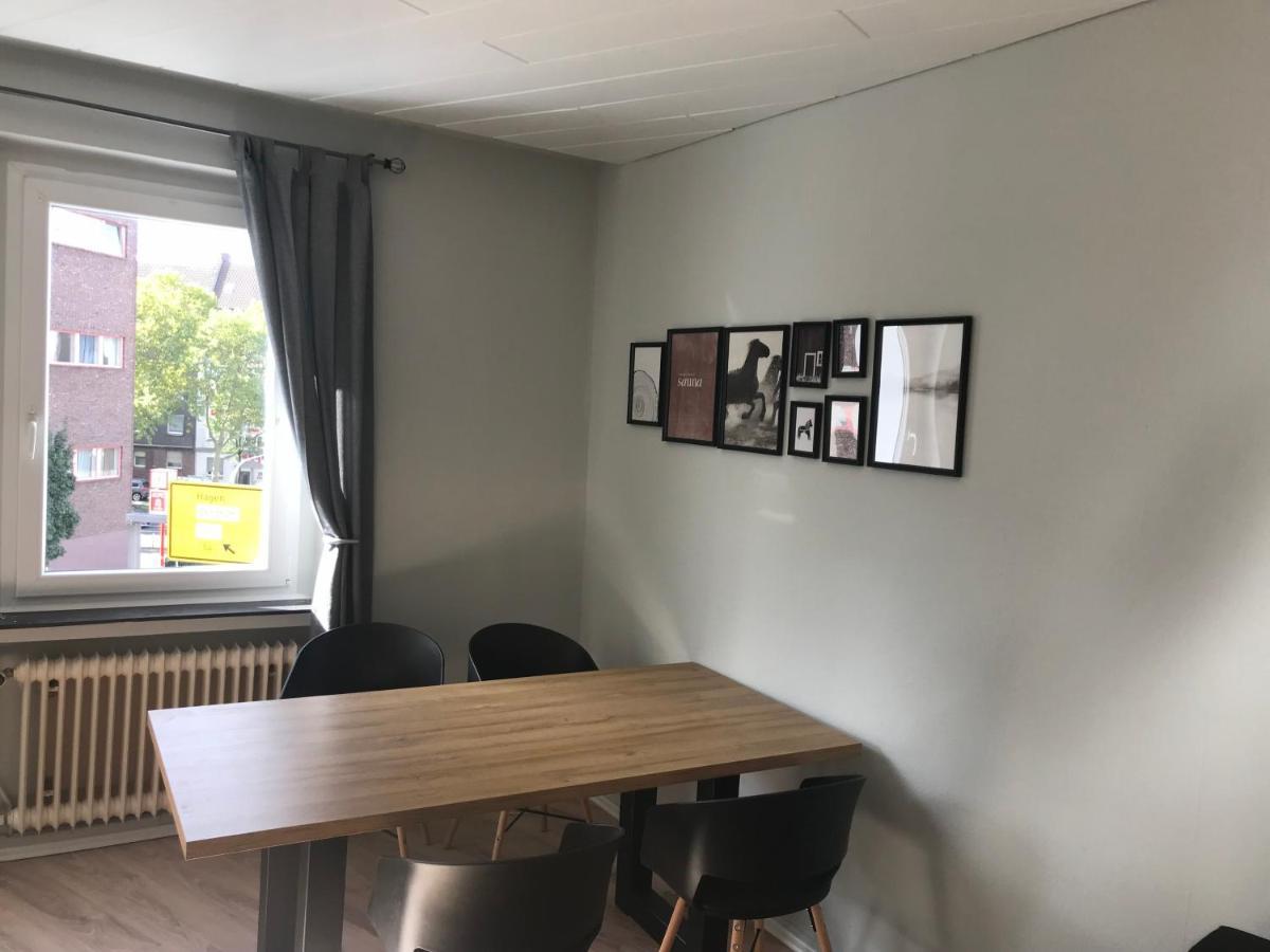 Tm Aparts Dortmund Ngoại thất bức ảnh The office of the German Society for Neuroimmunology